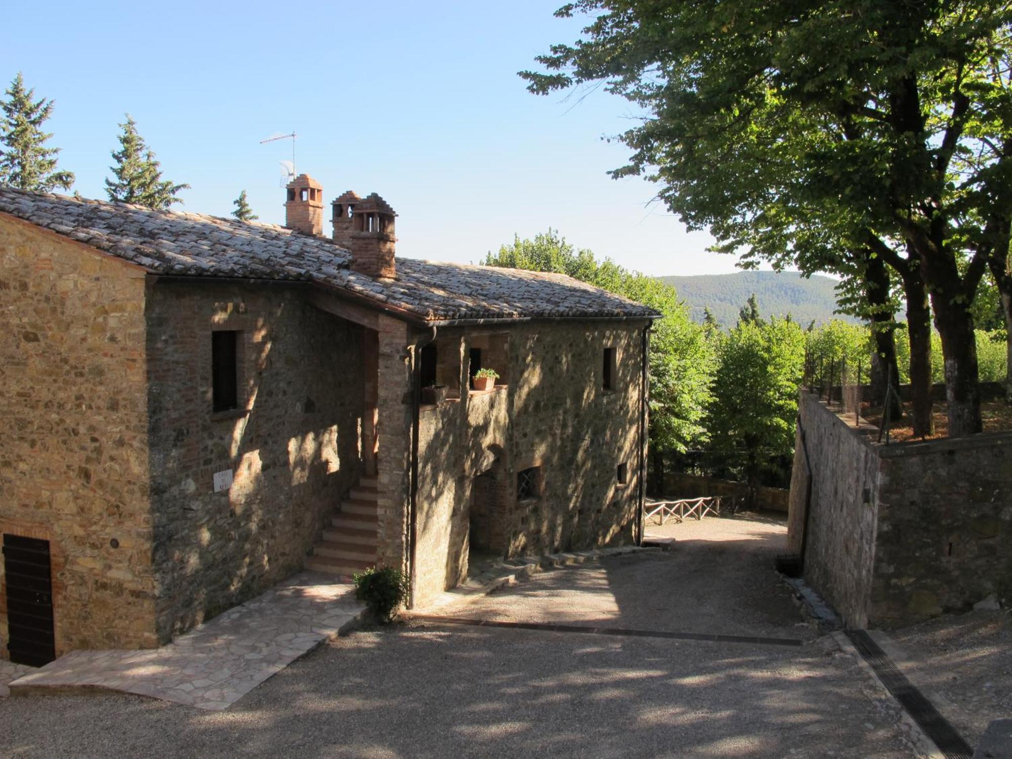 Вилла Borgo Di Camporsevoli Экстерьер фото