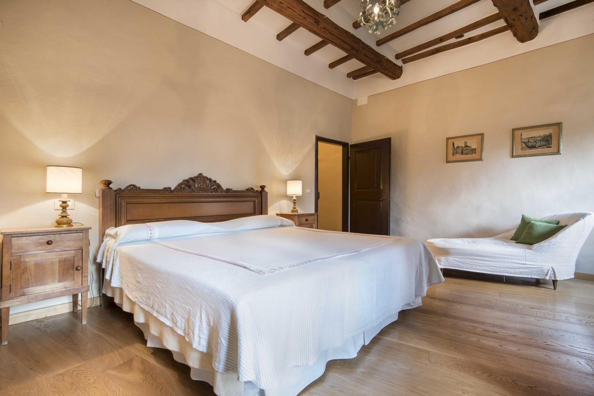 Вилла Borgo Di Camporsevoli Экстерьер фото
