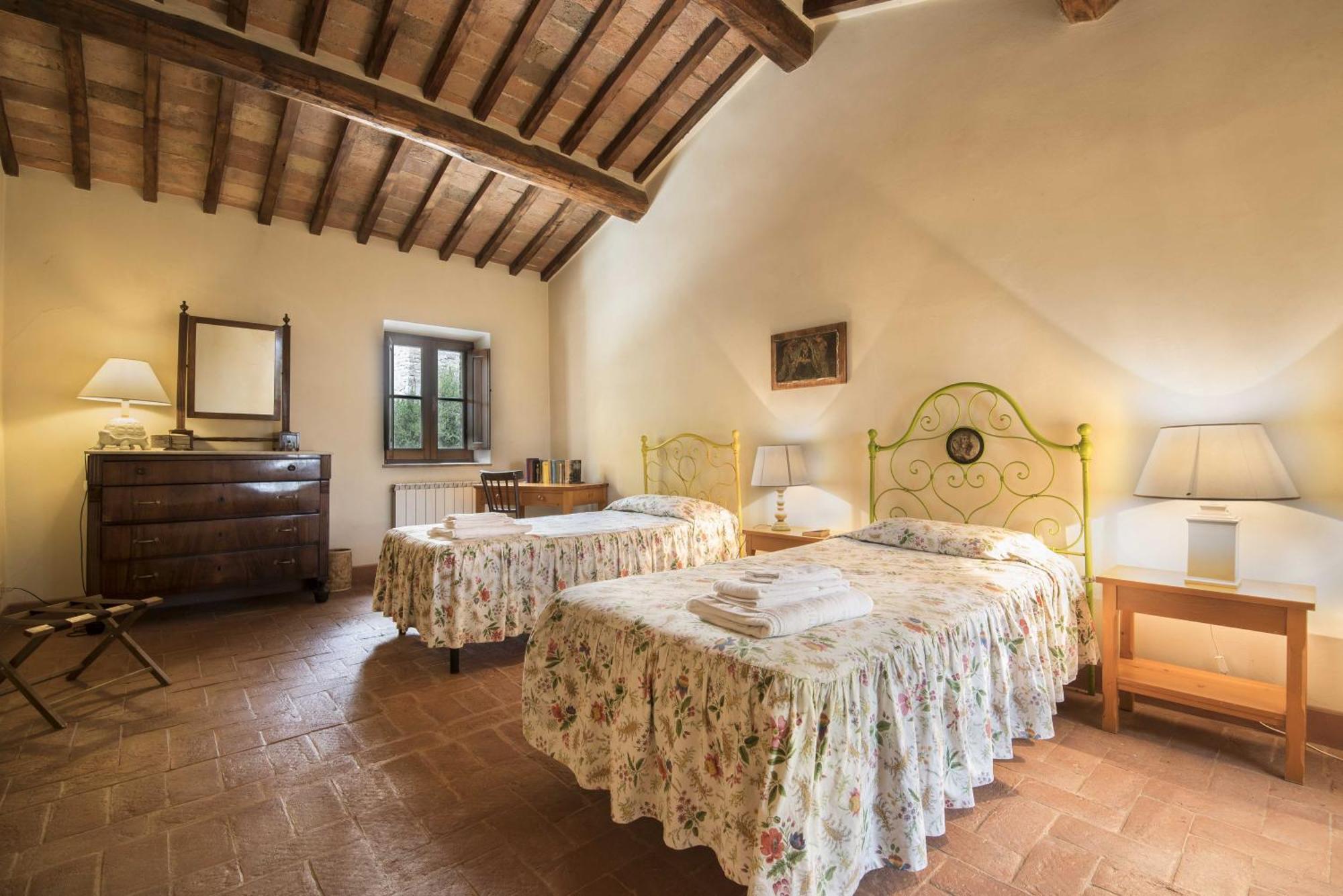 Вилла Borgo Di Camporsevoli Экстерьер фото